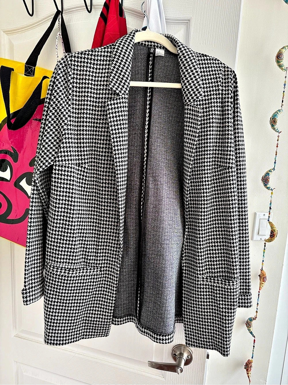 H&M Houndstooth Blazer in Black & White
